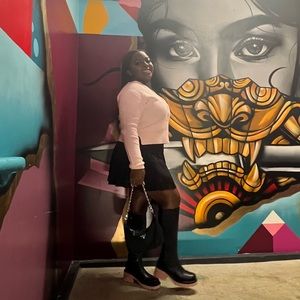 Meet your Posher, Cayla